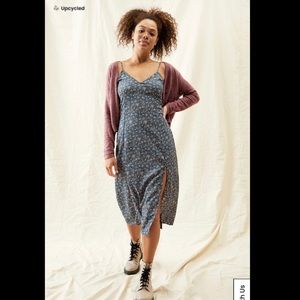 Floral Print MIDI Dress Modern Renewal